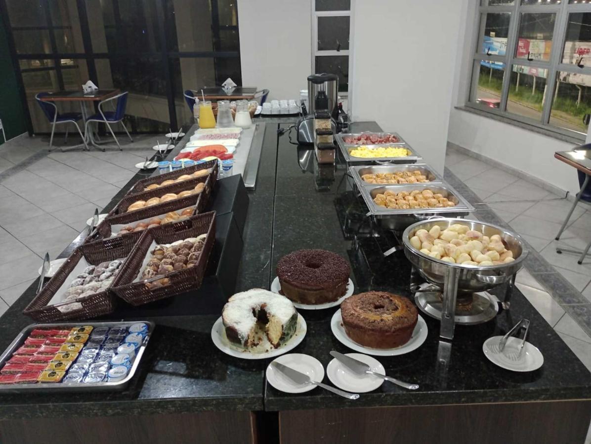 Summit Inn Hotel Pouso Alegre Bagian luar foto
