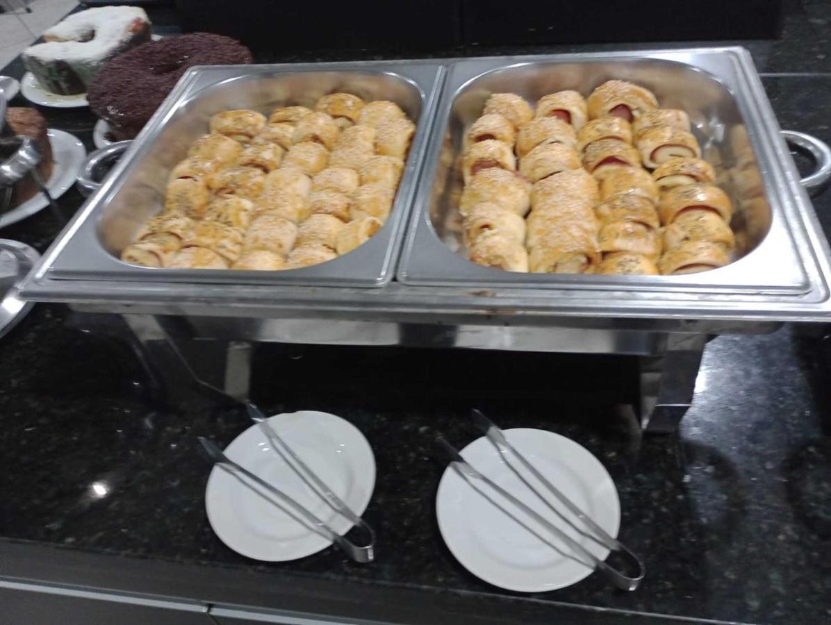 Summit Inn Hotel Pouso Alegre Bagian luar foto