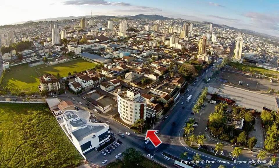 Summit Inn Hotel Pouso Alegre Bagian luar foto