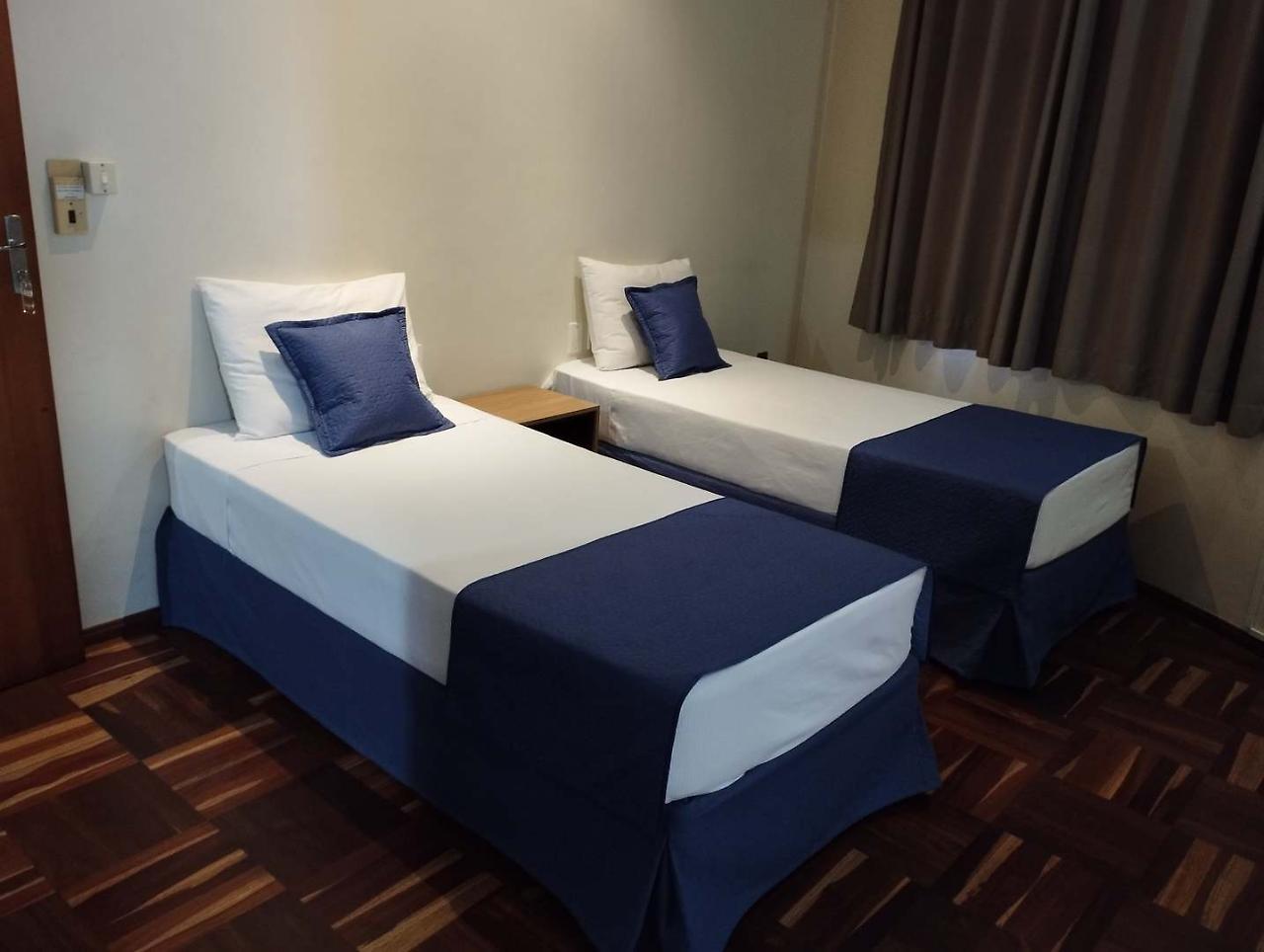Summit Inn Hotel Pouso Alegre Bagian luar foto