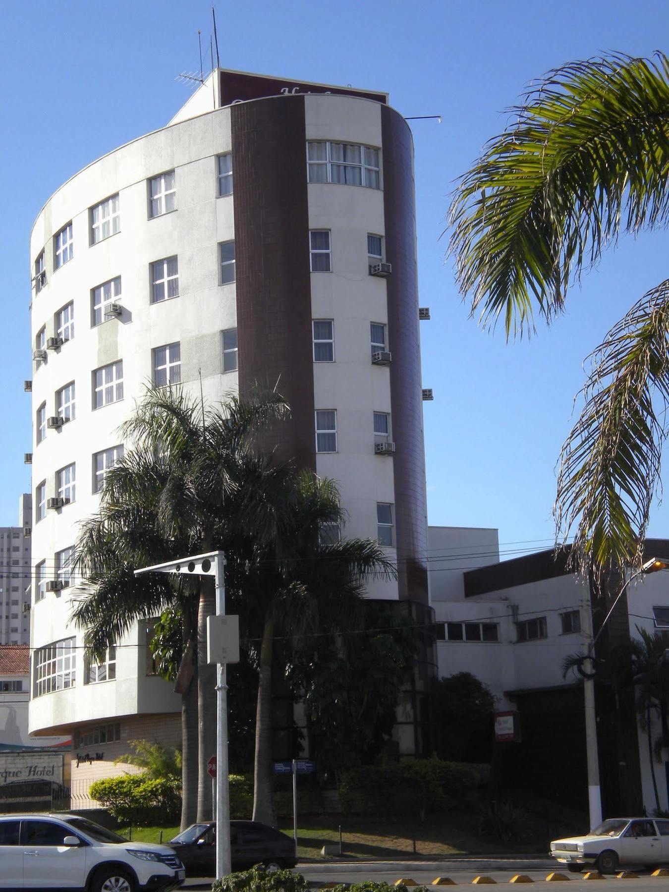 Summit Inn Hotel Pouso Alegre Bagian luar foto